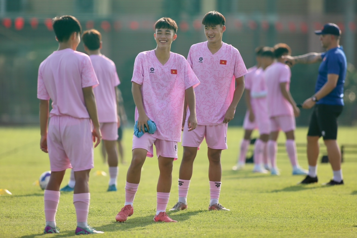 Tuyển U16 Việt Nam gấp rút luyện tập 4 Tuyển U16 Việt Nam gấp rút luyện tập 4