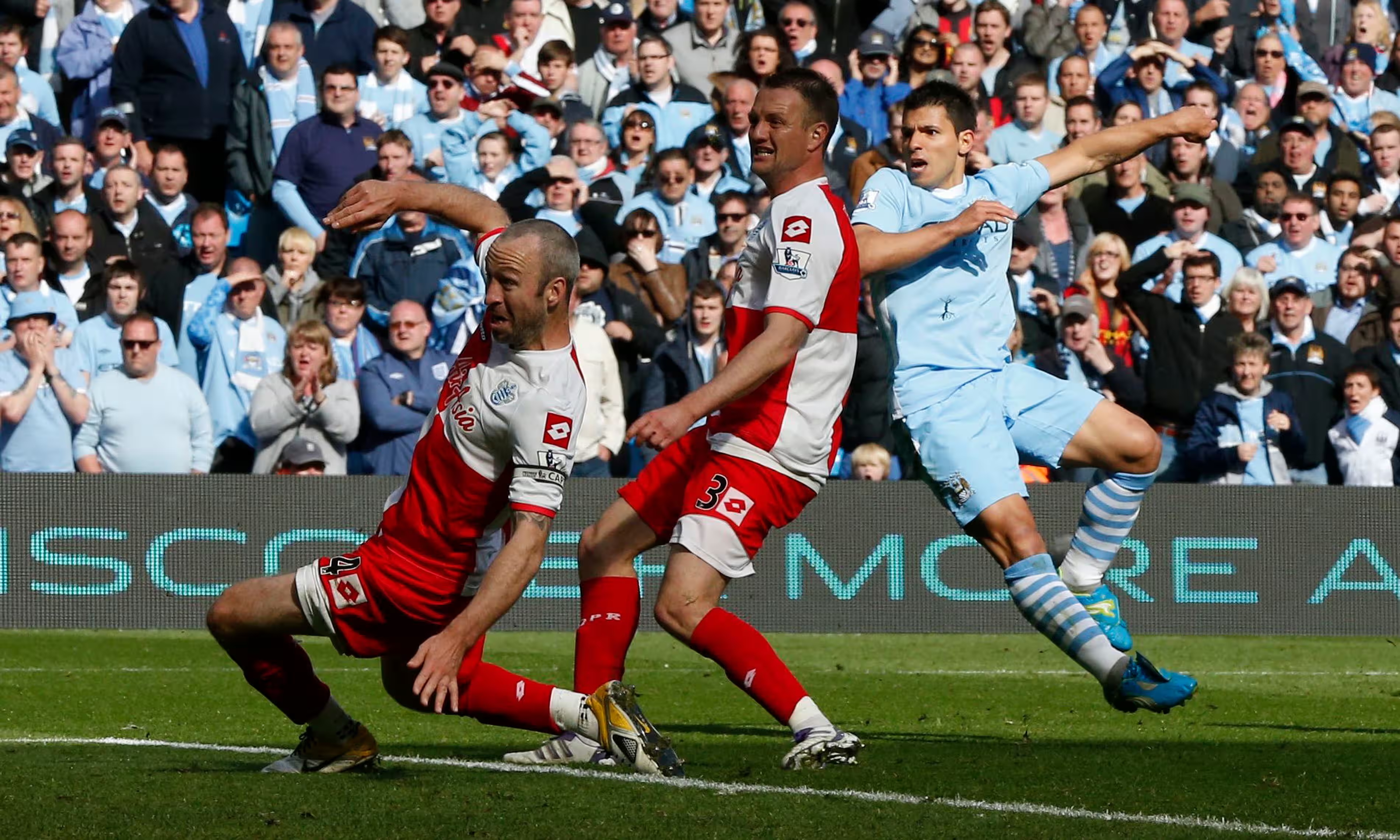 Sergio Aguero Bố chưa bao giờ khen tôi chơi tốt, và chính điều đó giúp tôi có ngày hôm nay 4 Sergio Aguero Bố chưa bao giờ khen tôi chơi tốt, và chính điều đó giúp tôi có ngày hôm nay 4