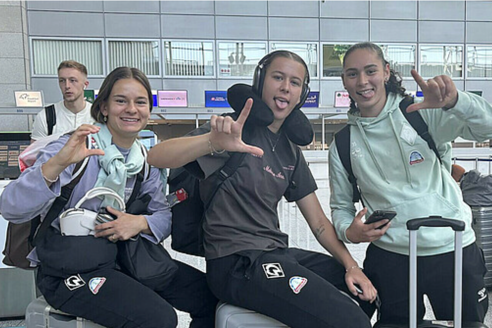 Đội nữ Werder Bremen lên đường sang Hà Nội đá giao hữu với ĐT nữ Việt Nam doi nu Werder Bremen len duong sang Ha Noi da giao huu voi dT nu Viet Nam