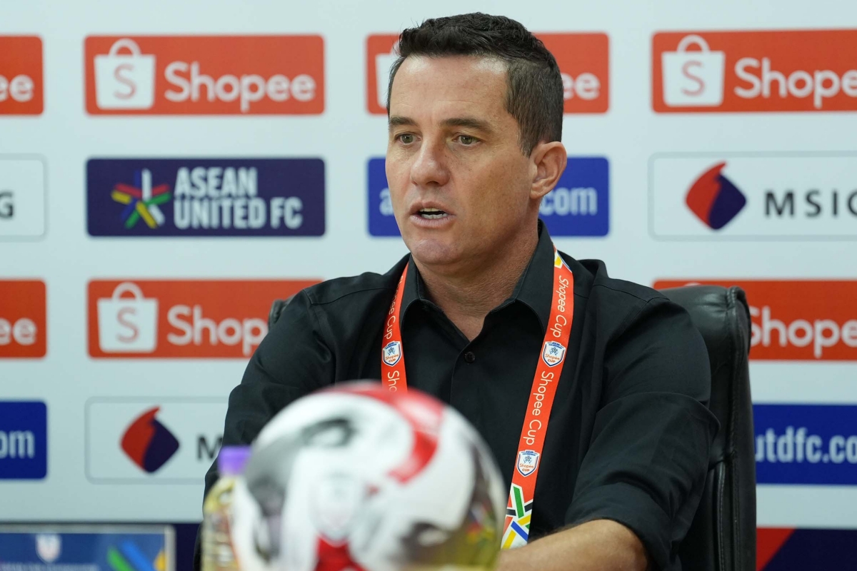HLV Osmar Loss Vieira của Buriram chia sẻ trước trận chung kết lượt đi Shopee Cup vs CAHN HLV Osmar Loss Vieira cua Buriram chia se truoc tran chung ket luot di Shopee Cup vs CAHN