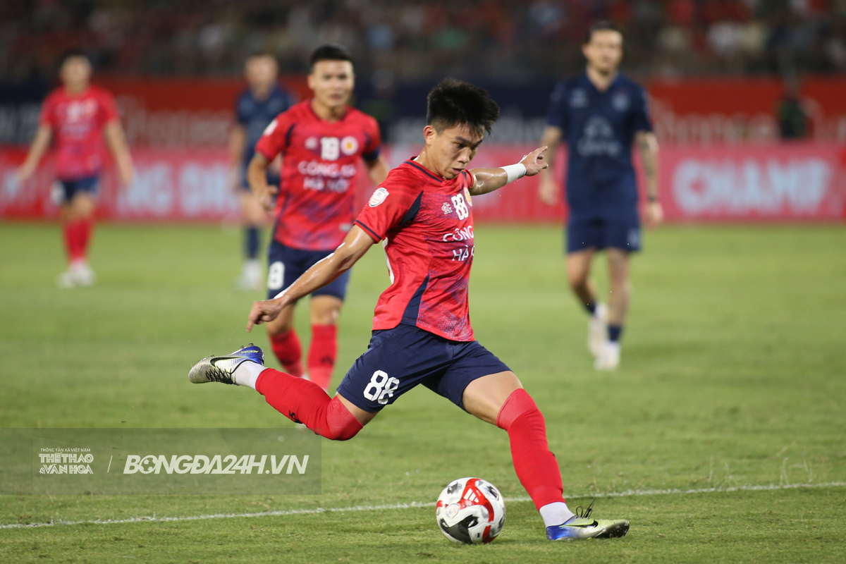 CLB CAHN thiệt quân nghiêm trọng ở trận đấu bù với Bình Định FC 1 CLB CAHN thiệt quân nghiêm trọng ở trận đấu bù với Bình Định FC 1