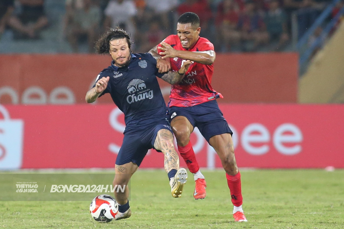 CAHN 2-2 Buriram Kịch tính tại Hàng Đẫy, lượt về đầy hứa hẹn 1 CAHN 2-2 Buriram Kịch tính tại Hàng Đẫy, lượt về đầy hứa hẹn 1