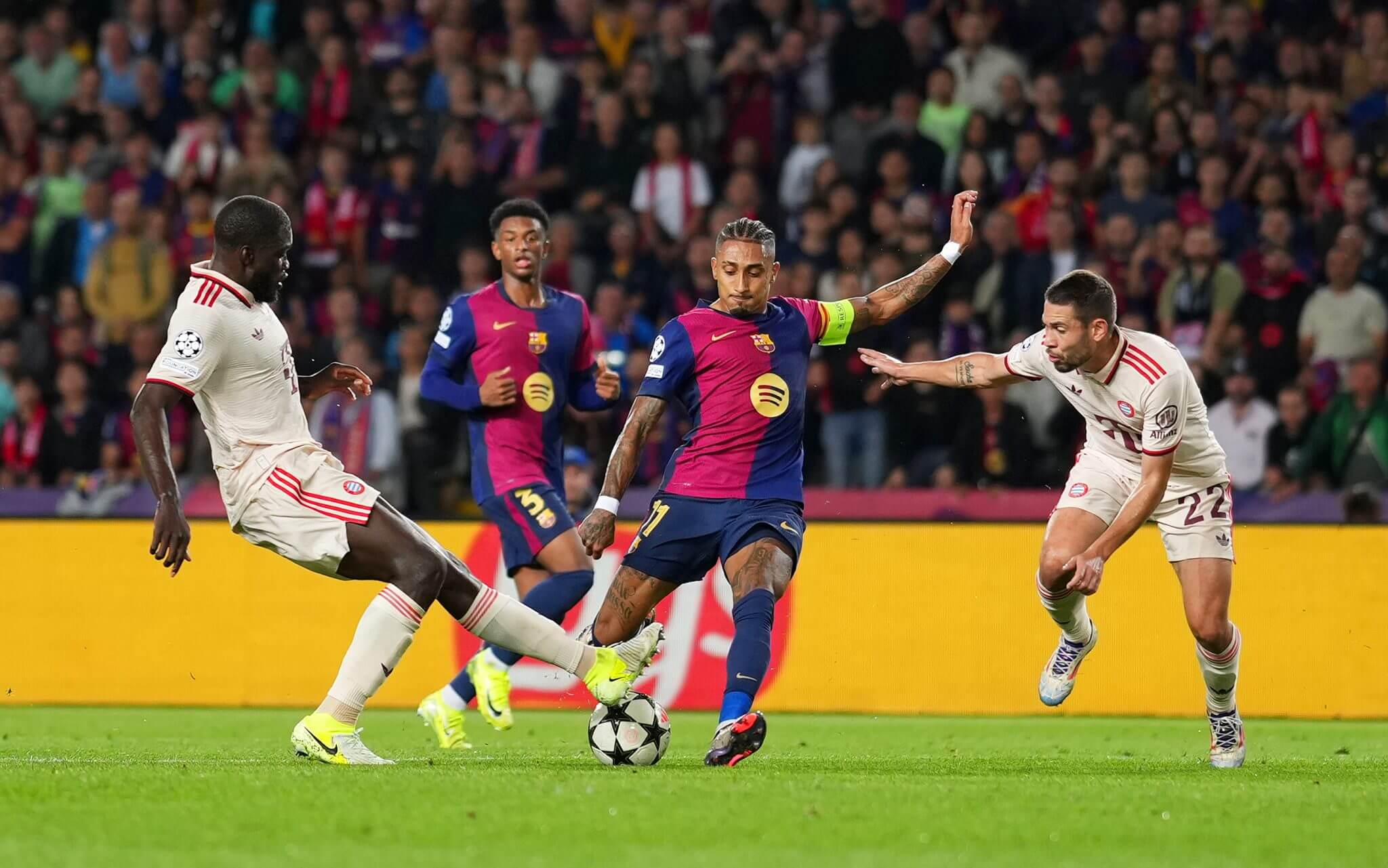 Năm khoảnh khắc định hình mùa giải vô địch La Liga của Barcelona 1