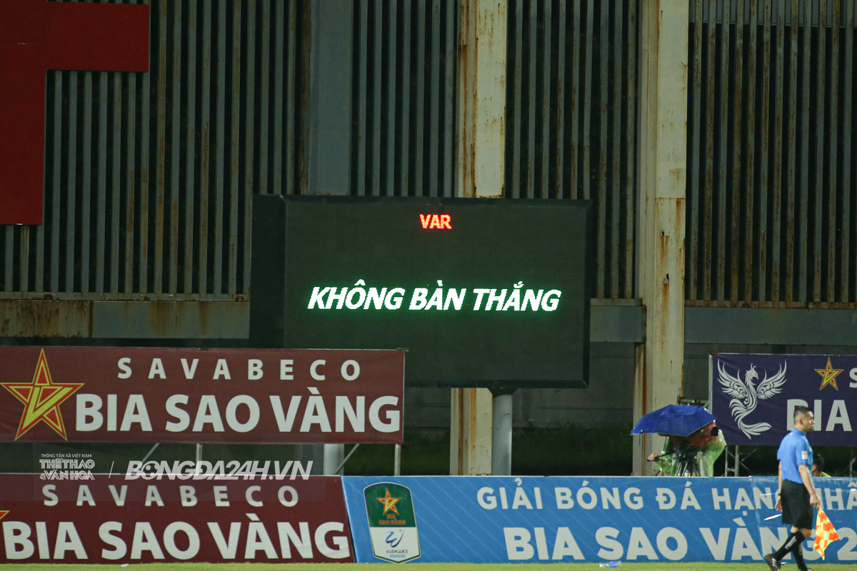 Nỗ lực của Công Phượng không thể ngăn Hoàng Đức vô địch 8