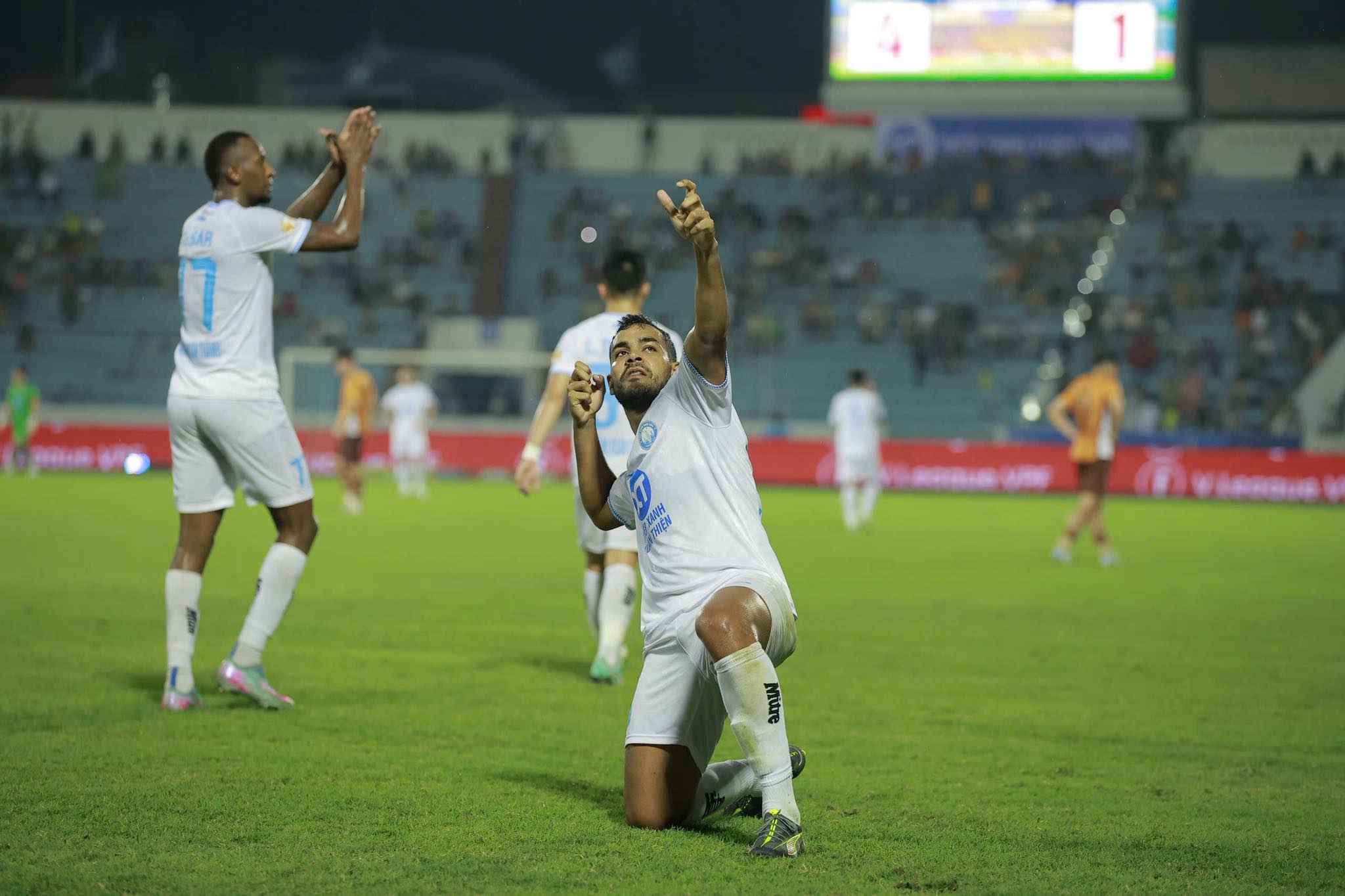 Dan sao Nam dinh da co mot tran dau thang hoa truoc HAGL