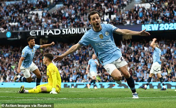 1747770448456_lc_galleryImage_Soccer_Football_Premier_L