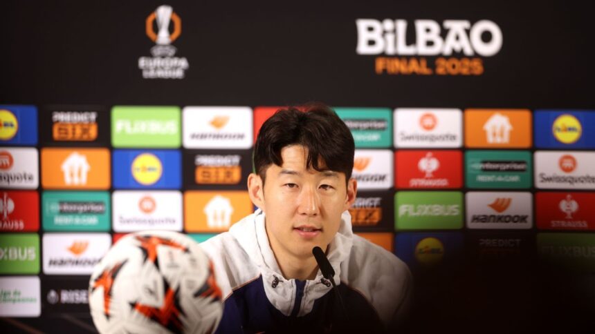 Tottenham vs Man United Cúp bạc, vé vàng, tranh hùng đoạt mệnh 5