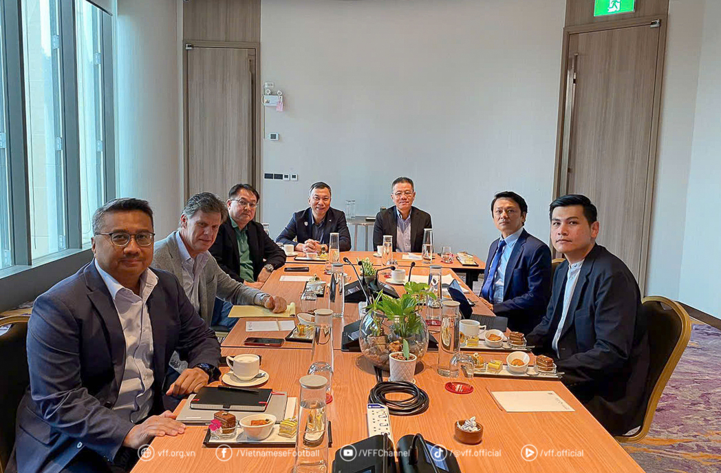 Ban thi dau Lien doan Bong da dong Nam a (AFF) hop duoi su chu tri cua ong Tran Quoc Tuan – Truong ban Thi dau AFF Chu tich LdBdVN