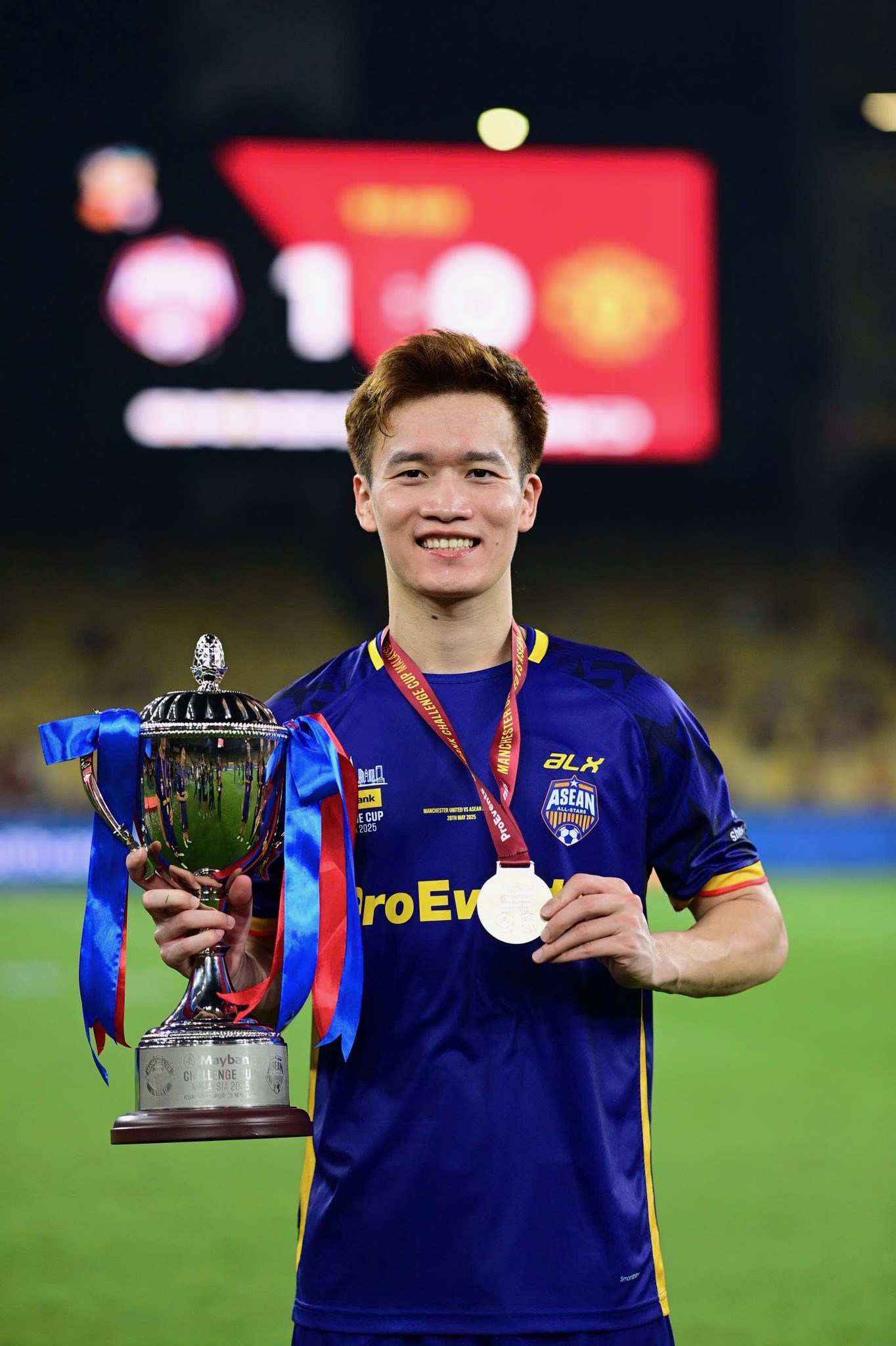 4 tuyển thủ Việt Nam vui mừng đăng ảnh với dàn sao Man United 6 4 tuyển thủ Việt Nam vui mừng đăng ảnh với dàn sao Man United 6