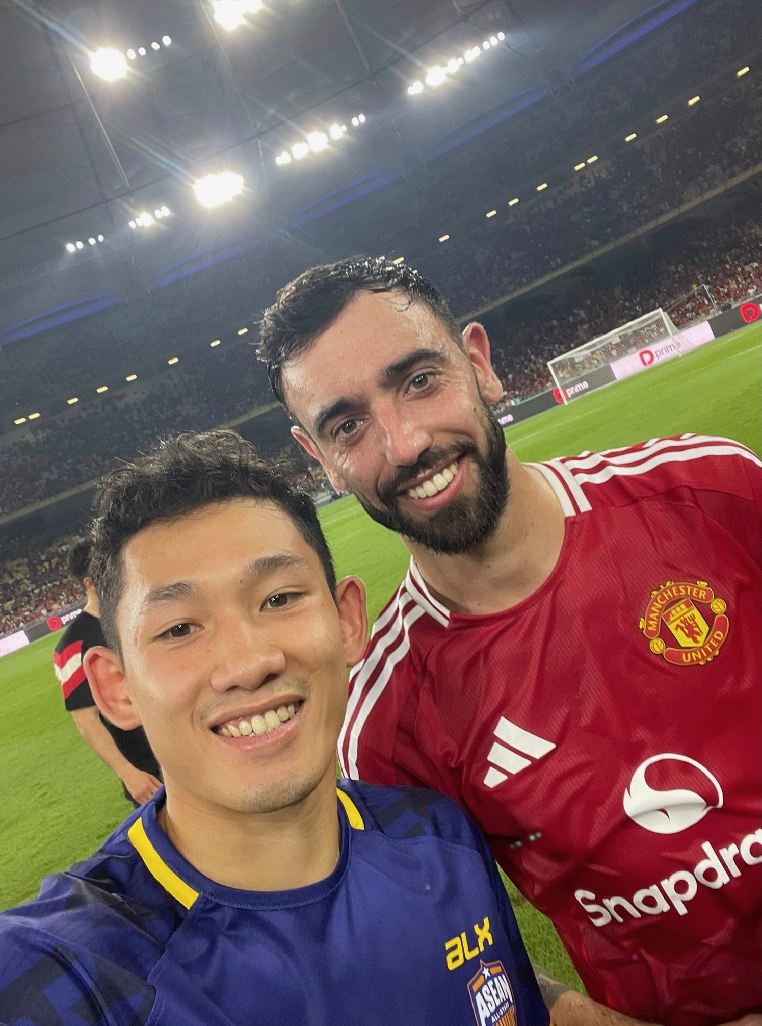4 tuyển thủ Việt Nam vui mừng đăng ảnh với dàn sao Man United 2 4 tuyển thủ Việt Nam vui mừng đăng ảnh với dàn sao Man United 2
