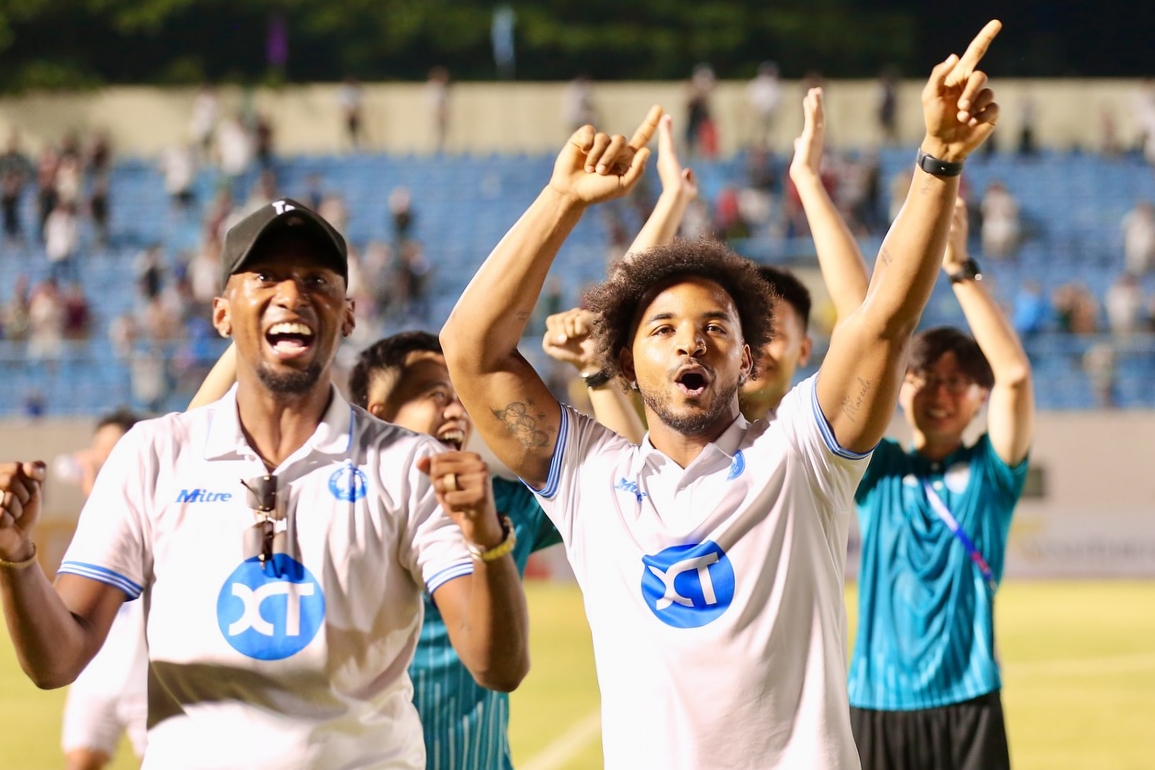 Chức vô địch thuyết phục của Nam Định 9