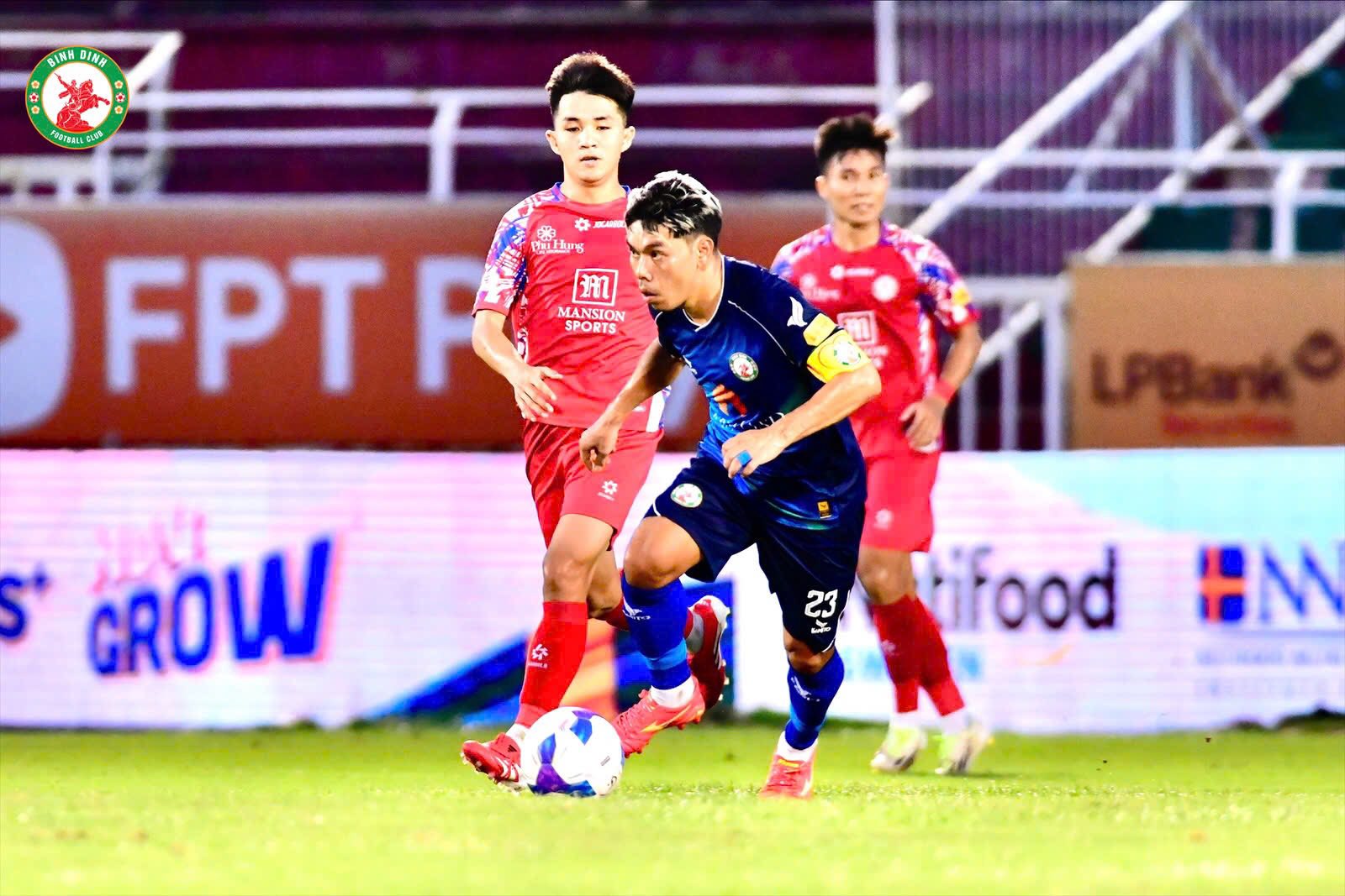 Bình Định không còn quyền tự quyết ở cuộc đua trụ hạng Binh dinh khong con quyen tu quyet o cuoc dua tru hang