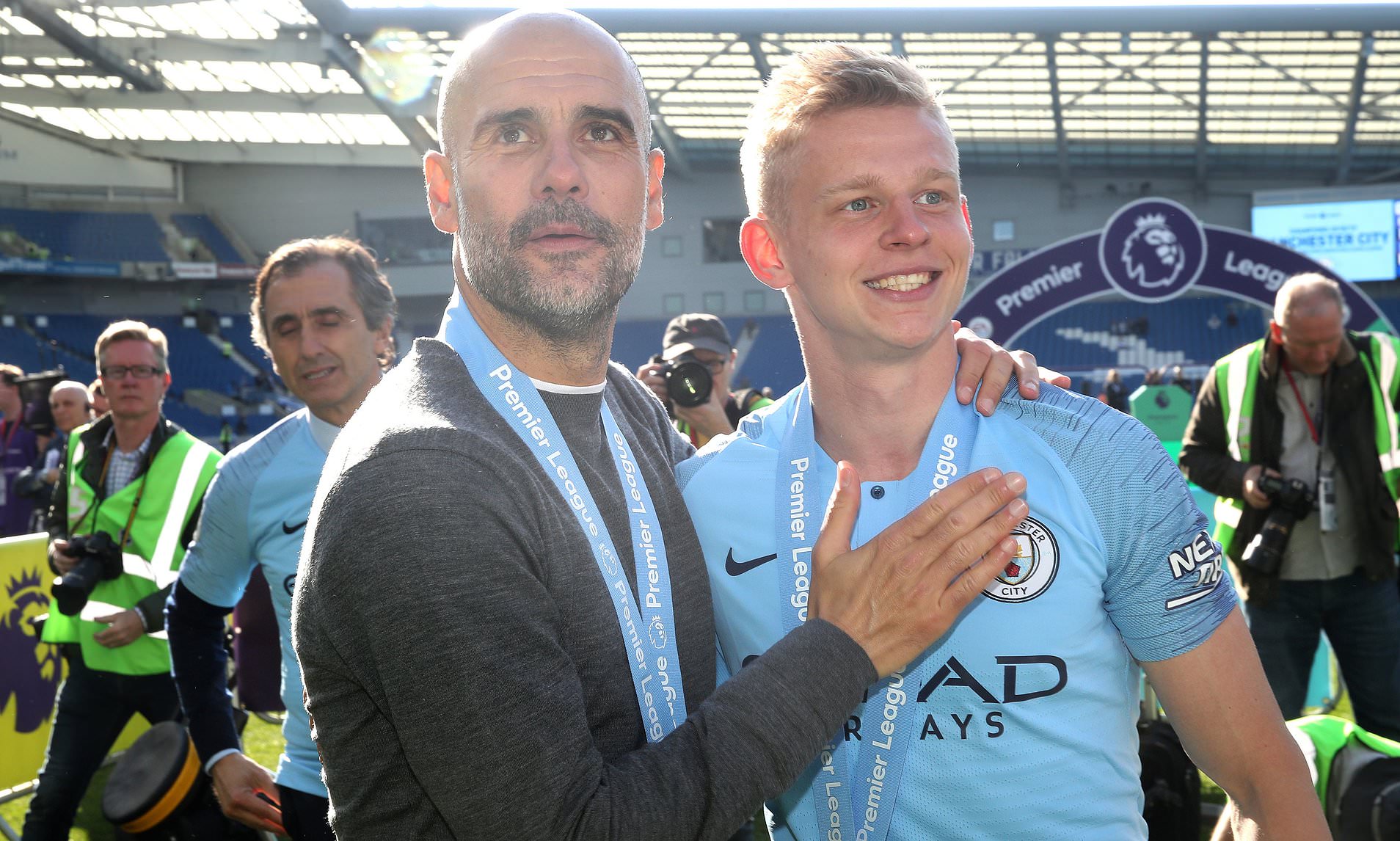 Oleksandr Zinchenko đang chết mòn tại Arsenal cùng vị trí hậu vệ biên ảo 2