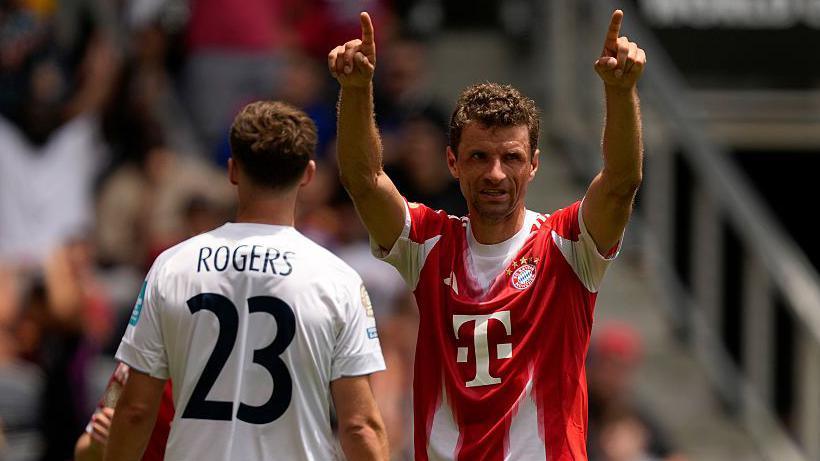 Bayern Munich 10-0 Auckland City Dùng dao mổ trâu để giết gà 1 Bayern Munich 10-0 Auckland City Dùng dao mổ trâu để giết gà 1