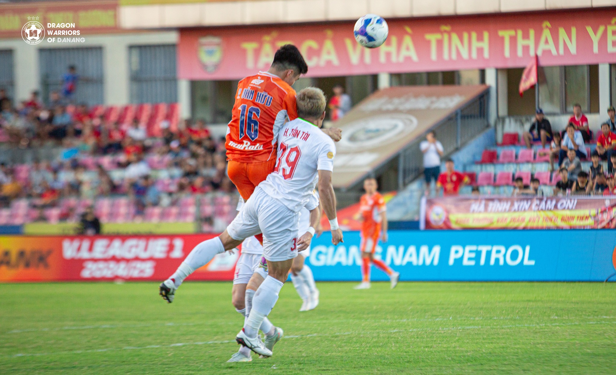 CLB Đà Nẵng gặp bất lợi trước trận đấu định đoạt cả mùa giải 1 CLB Đà Nẵng gặp bất lợi trước trận đấu định đoạt cả mùa giải 1