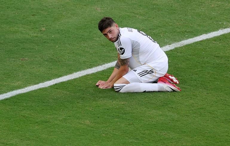 f1vf6xIOZ4OG_mnTi7kolFHWy_1440x9 f1vf6xIOZ4OG_mnTi7kolFHWy_1440x9