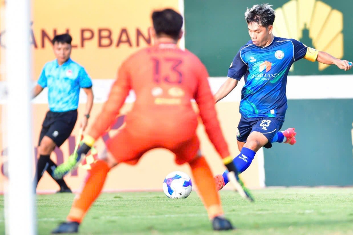 Binh dinh vs Ha Noi 22/6