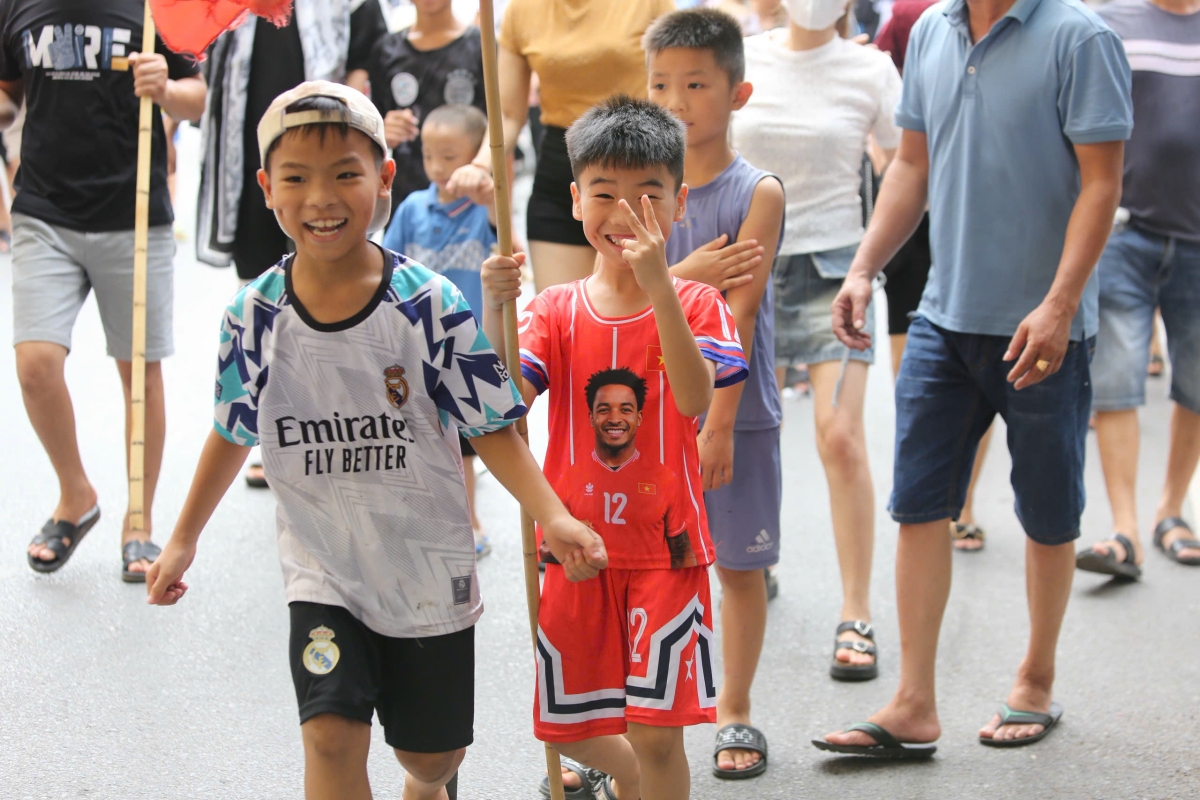 Thiên Trường mở hội chuẩn bị cho chức vô địch thứ 2 liên tiếp 1