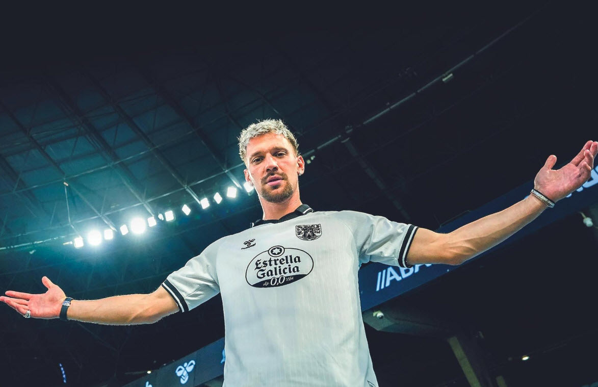 Cầu thủ Andrei Radu Cầu thủ Andrei Radu