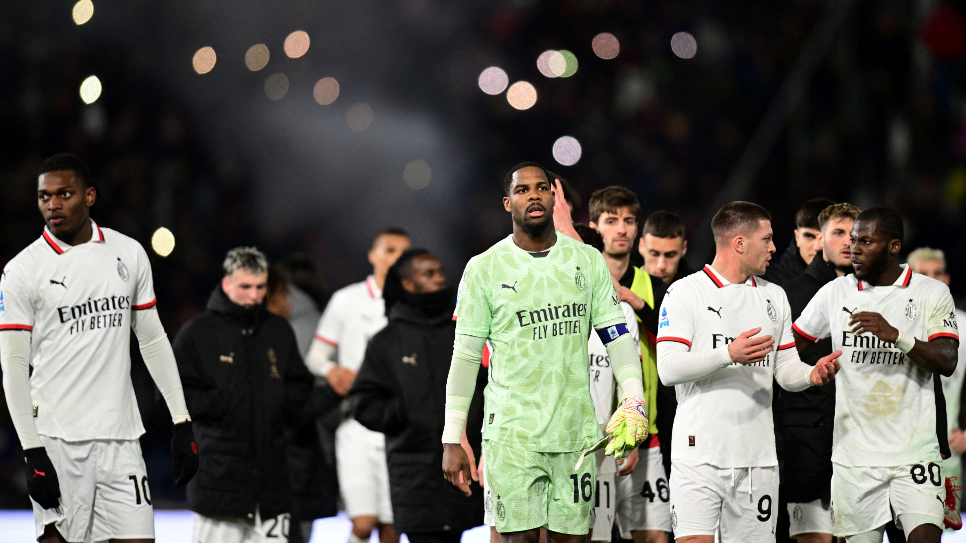 Vì sao AC Milan rơi vào tình cảnh bi đát 1