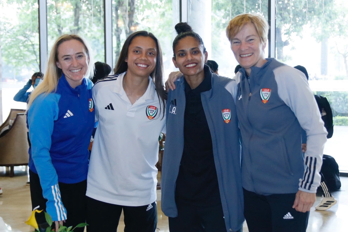 Georgia Gibson cung dT nu UAE sang Viet Nam nhung khong co ten trong danh sach dang ky