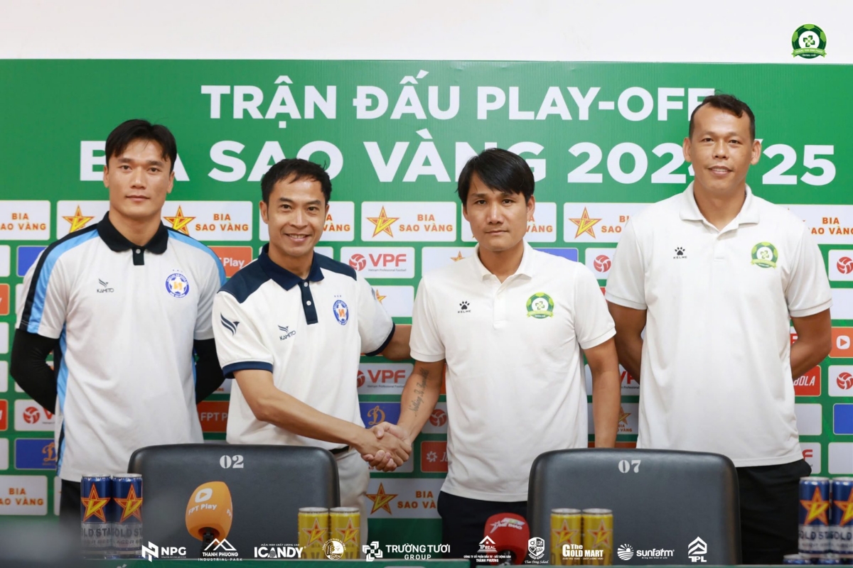 Bui Tien Dung chia se truoc tran playoff V.League