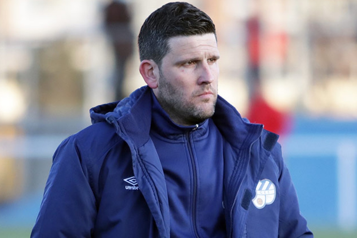 HLV Ninh Bình VLeague không hề thua kém giải hạng Nhì Tây Ban Nha 1 HLV Ninh Bình VLeague không hề thua kém giải hạng Nhì Tây Ban Nha 1