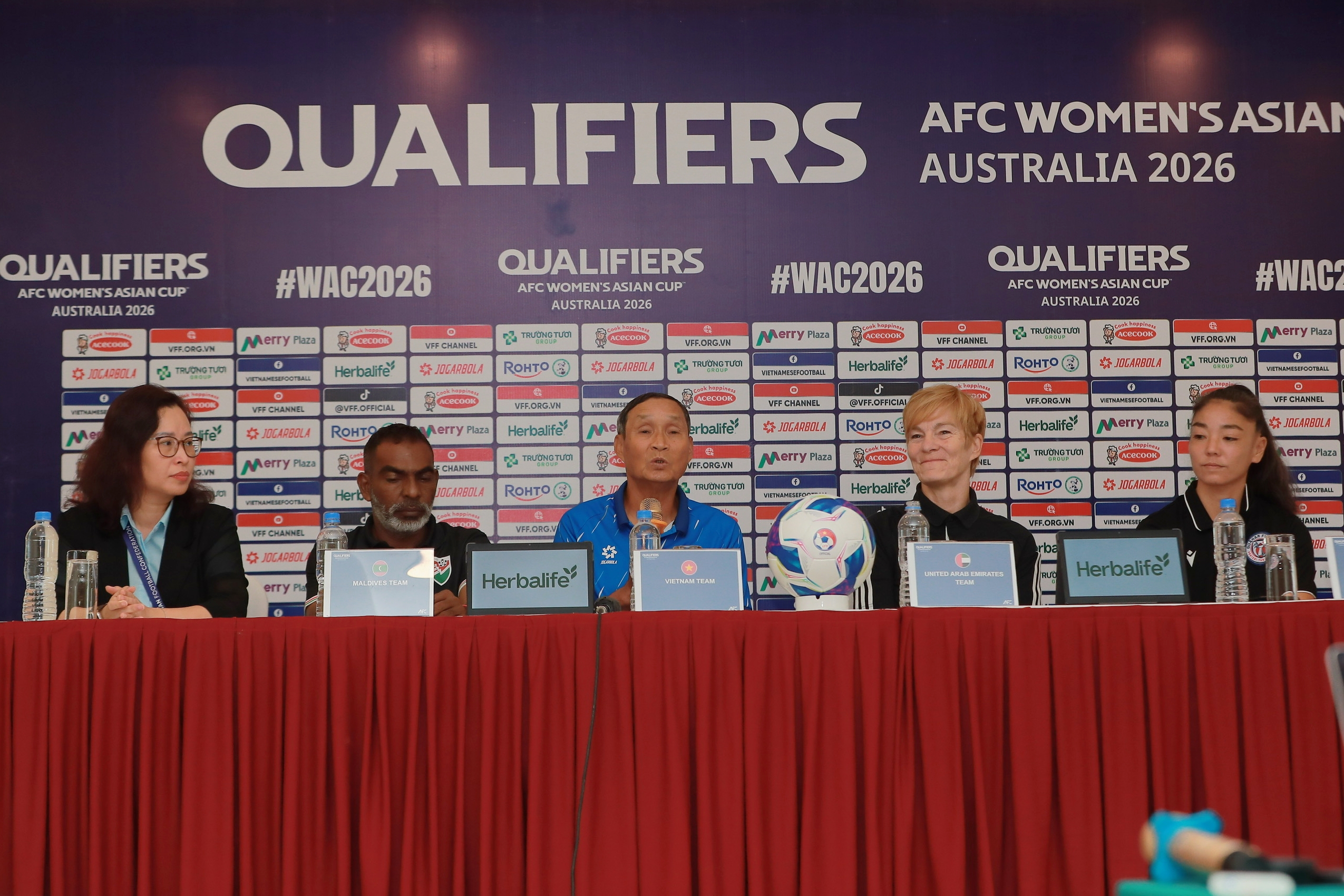 Hop bao vong loai nu Asian Cup 2026