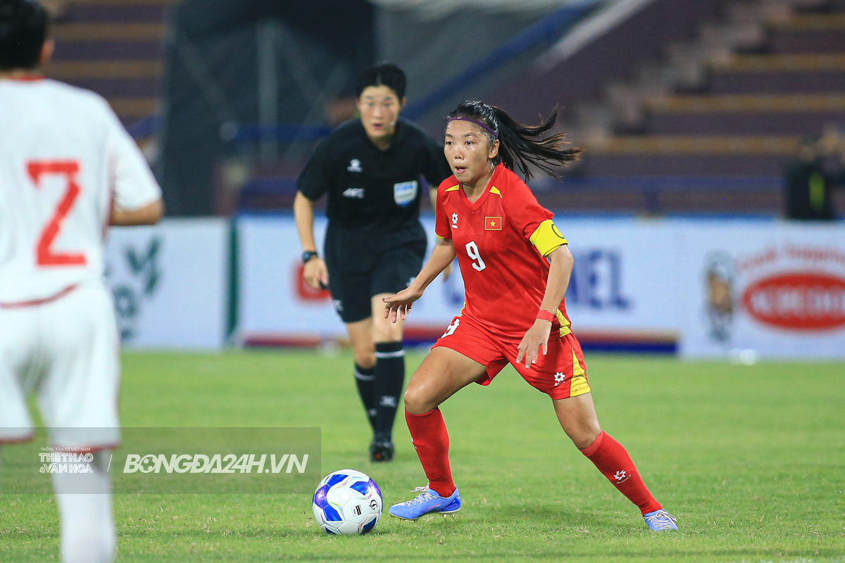 Nỗi lo của HLV Mai Đức Chung trong chiến thắng 6-0 trước UAE 4