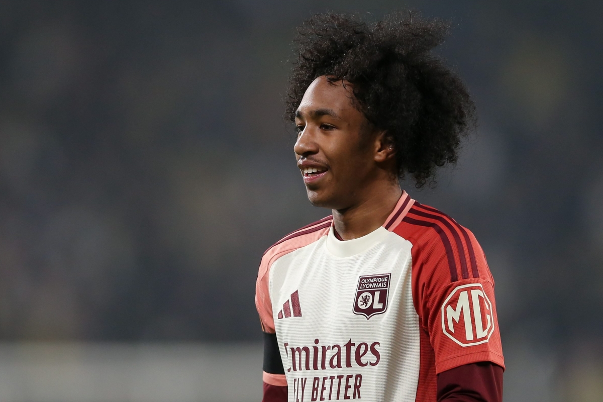 Malick Fofana nam trong tam ngam cua hang loat doi bong