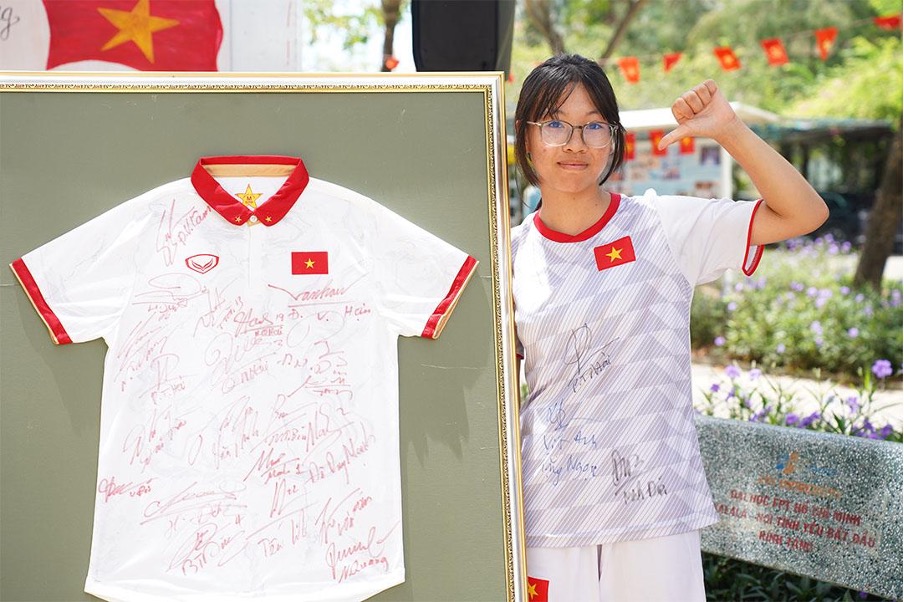 Hoạt động đặc biệt của Tuấn Hải tại Trường Hy Vọng 5