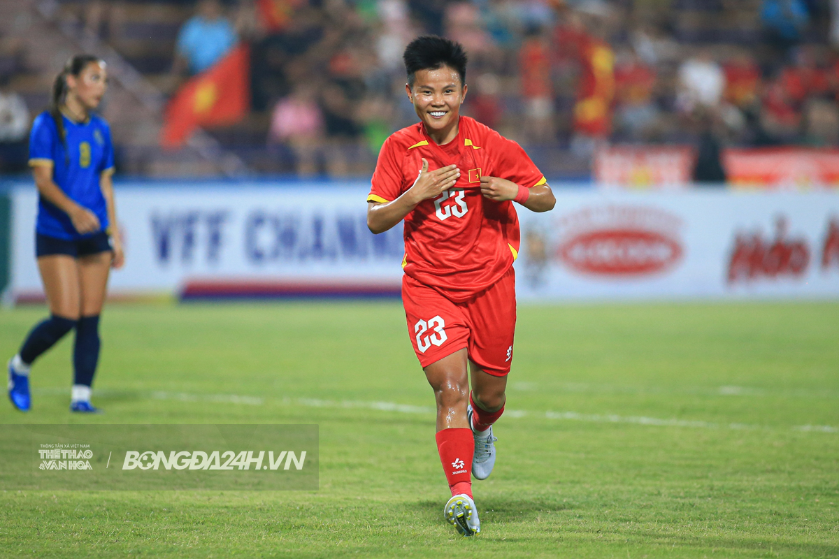 Bích Thùy ĐT nữ Việt Nam vs Guam 5/7 Bich Thuy dT nu Viet Nam vs Guam 5/7