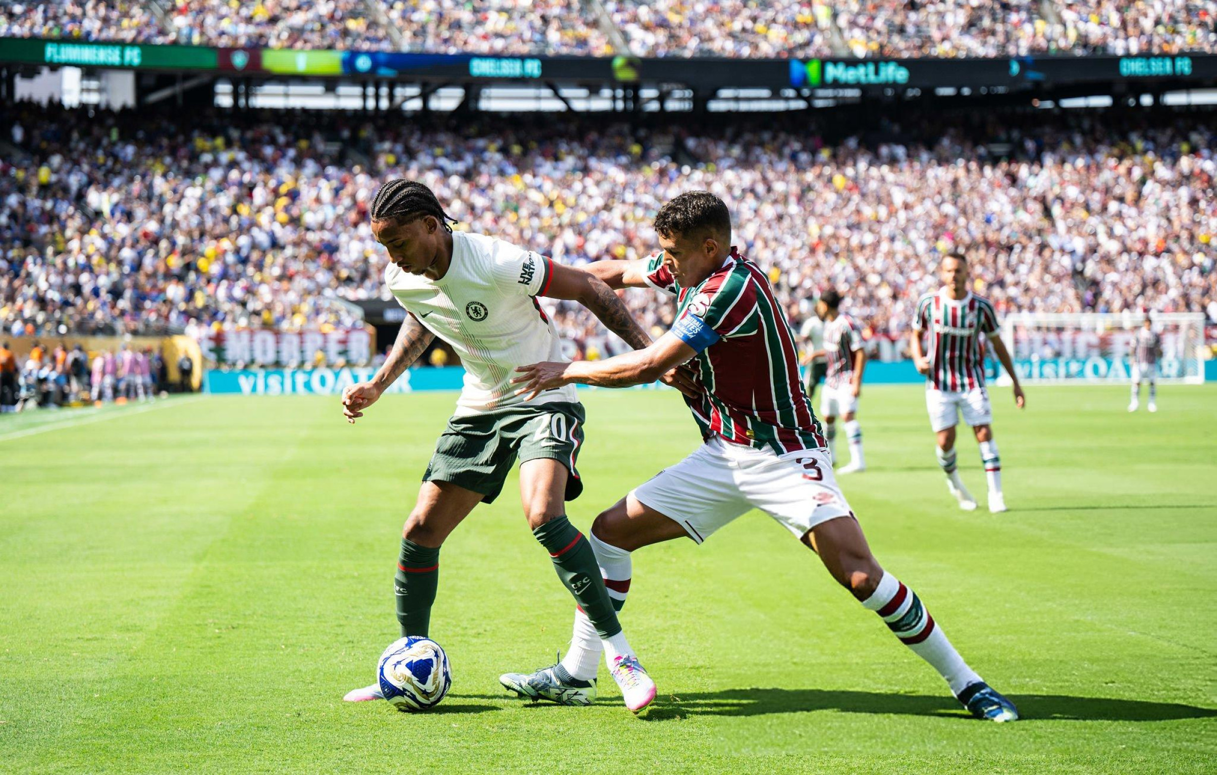 Thiago Silva Can trường trong chiến bại 1