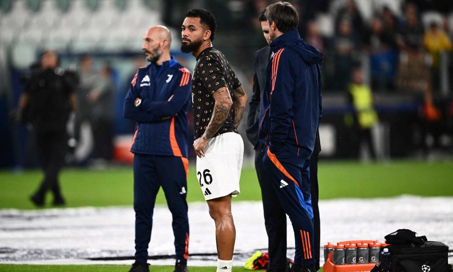 Douglas Luiz Thương vụ thất bại toàn tập của Juventus 2