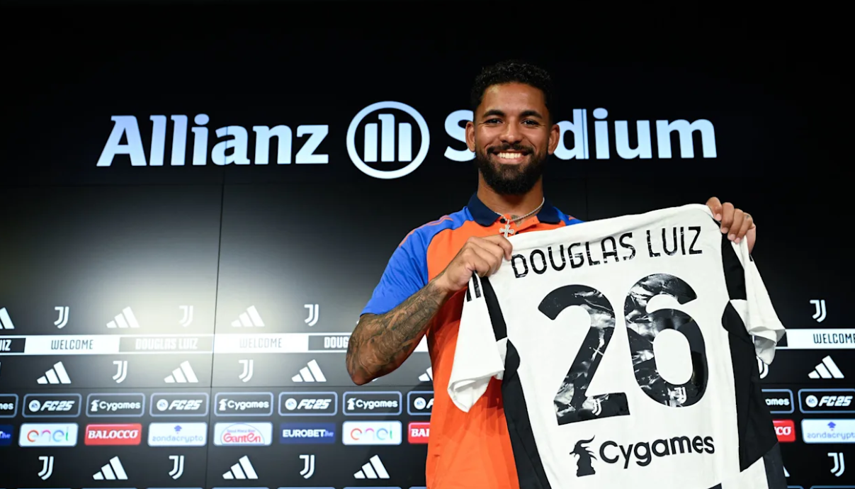 Douglas Luiz Thương vụ thất bại toàn tập của Juventus 1