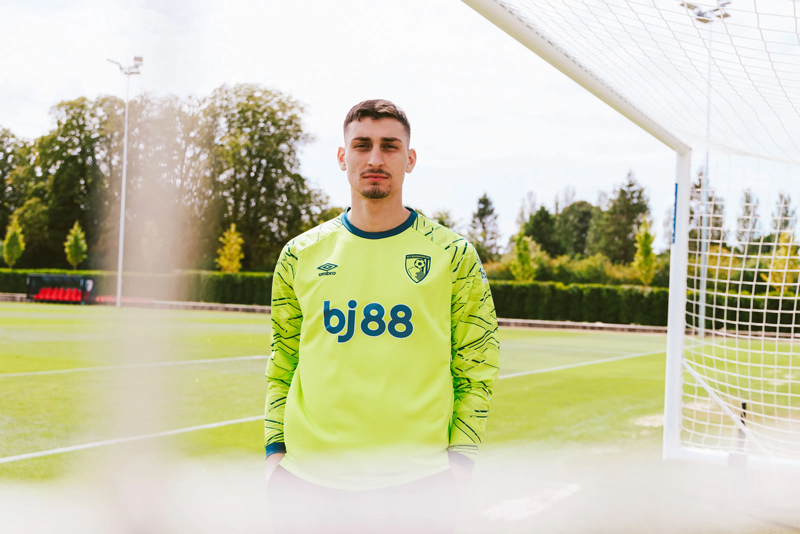 Tiểu sử của thủ môn Djordje Petrovic 1