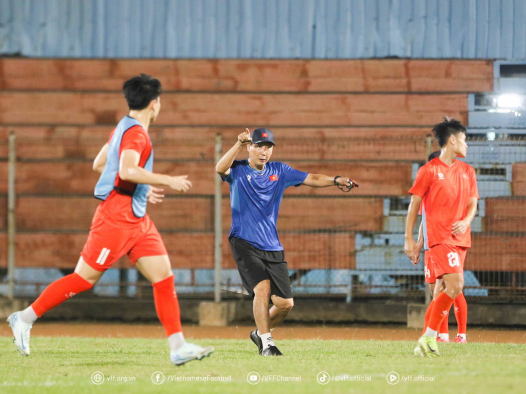 U23 Việt Nam hoàn thiện bước chuẩn bị cuối cùng trước trận gặp Lào 7 U23 Việt Nam hoàn thiện bước chuẩn bị cuối cùng trước trận gặp Lào 7