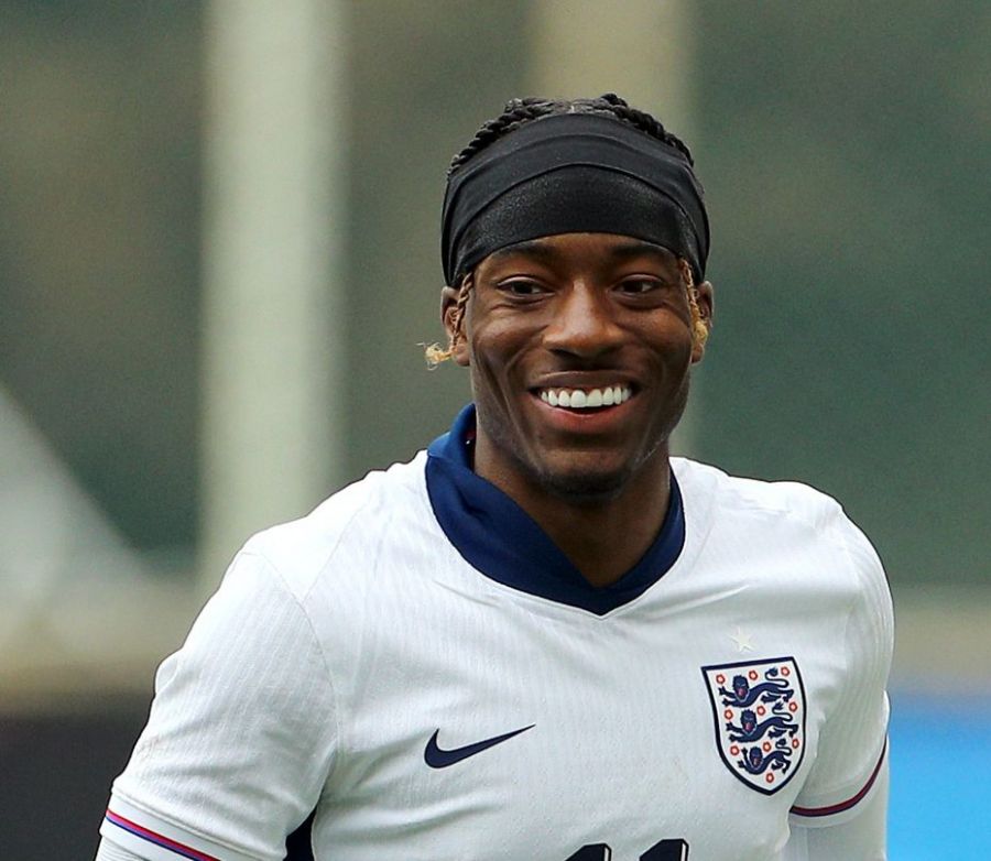 tieu-su-noni-madueke tieu-su-noni-madueke