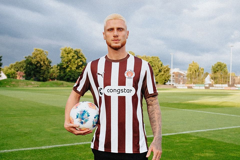 Tiểu sử cầu thủ Louis Oppie