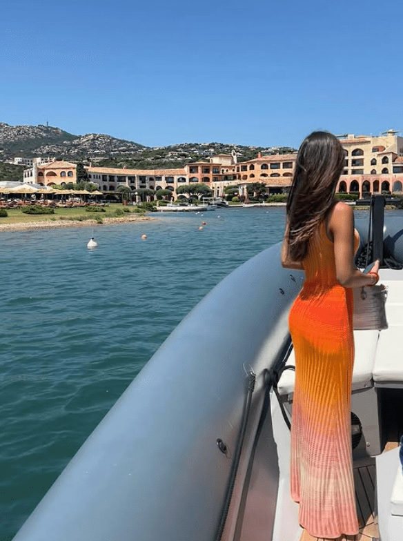 Bạn gái Erling Haaland nổi bật trong kỳ nghỉ tại Italia 3 Bạn gái Erling Haaland nổi bật trong kỳ nghỉ tại Italia 3