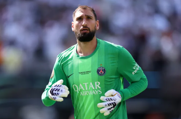 MU gia nhập cuộc đua giành Gianluigi Donnarumma. MU gia nhap cuoc dua gianh Gianluigi Donnarumma.