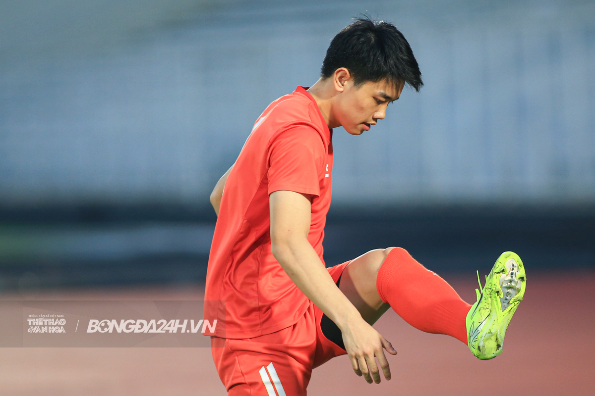 Quốc Việt khỏi chấn thương, sẵn sàng cho chung kết U23 Đông Nam Á 3 Quốc Việt khỏi chấn thương, sẵn sàng cho chung kết U23 Đông Nam Á 3