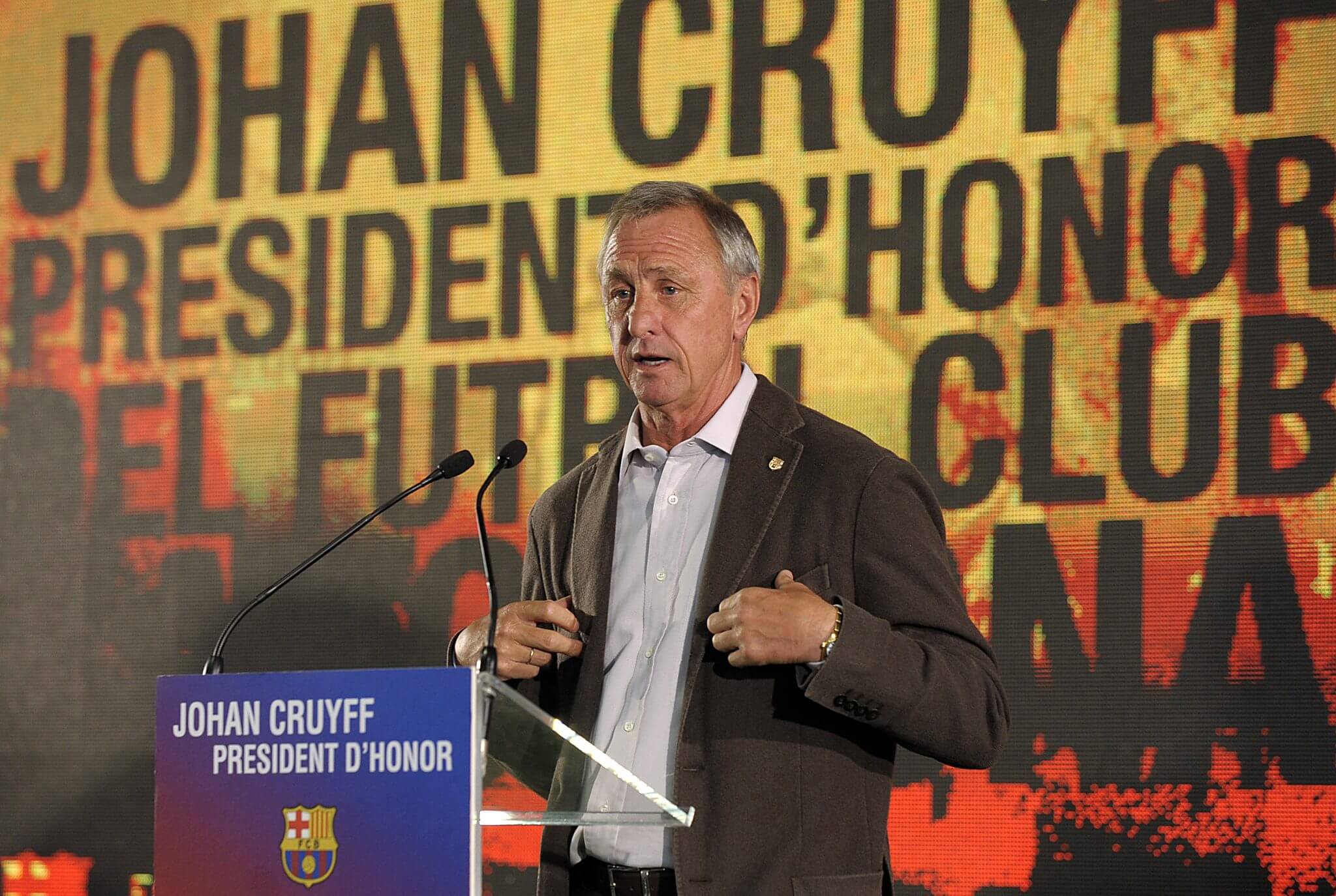 Johan Cruyff và hành trình “gieo” lại ADN chiến thắng cho Ajax 1