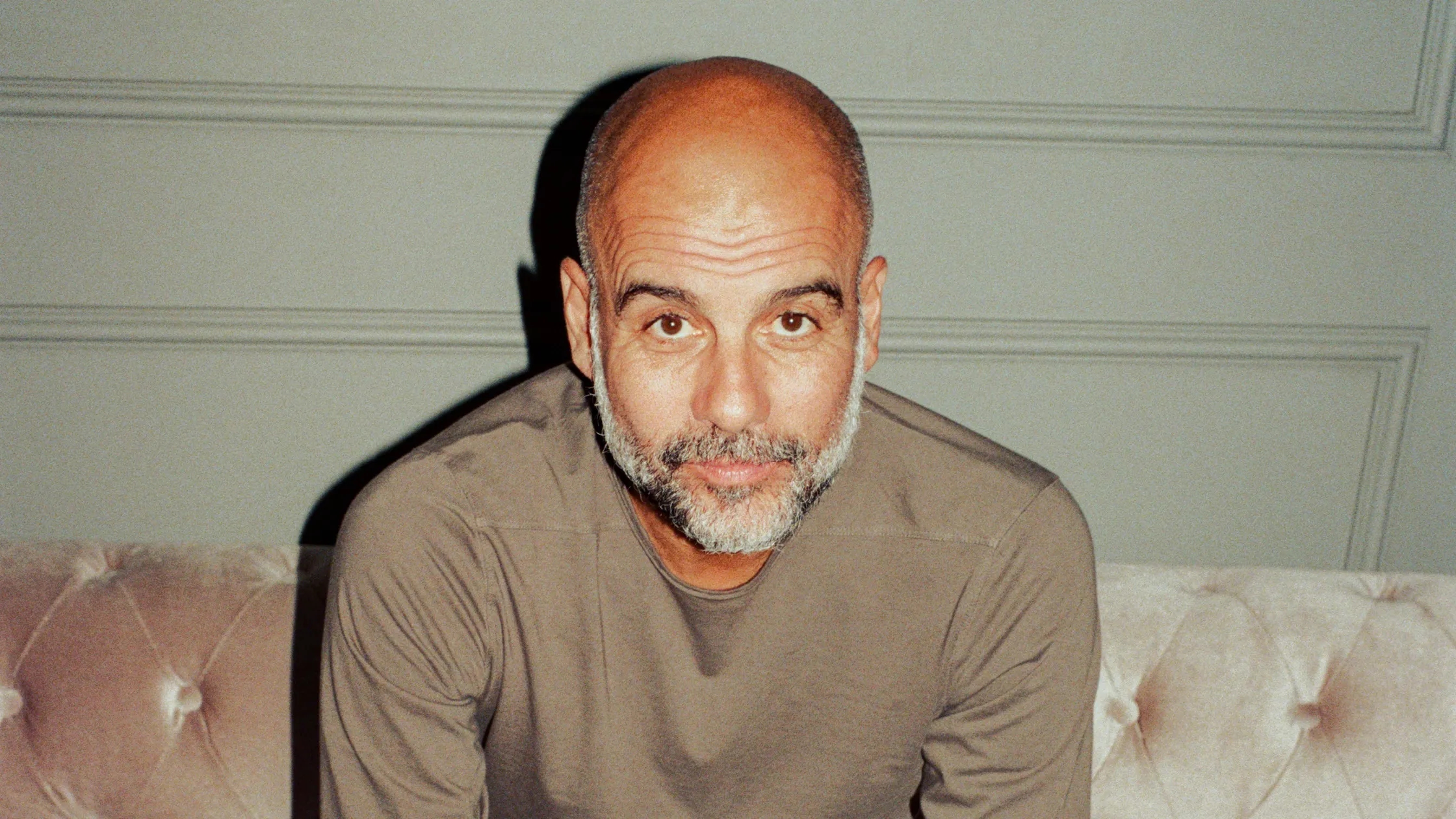 Pep Guardiola Đôi khi tôi ước chỉ dẫn dắt 11 cầu thủ cả mùa! 1 Pep Guardiola Đôi khi tôi ước chỉ dẫn dắt 11 cầu thủ cả mùa! 1