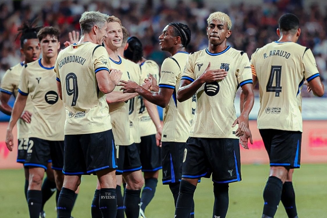 Lamine Yamal lap cu dup giup Barca thang Seoul 7-3