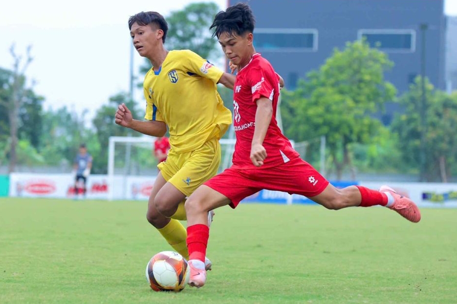 PVF vuot qua SLNA de vao chung ket U15 Quoc gia