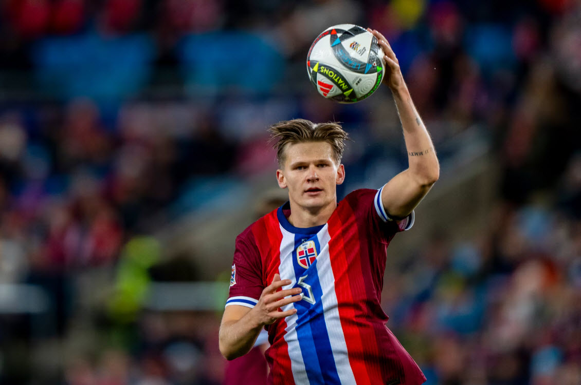 cầu thủ David Moller Wolfe