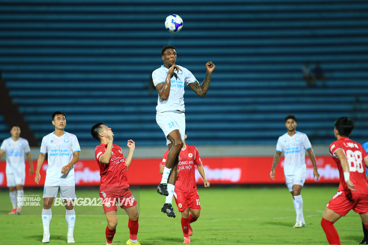 Đình Trọng vs Kyle Hudlin Nam Định vs CAHN siêu cúp 9/8 dinh Trong vs Kyle Hudlin Nam dinh vs CAHN sieu cup 9/8