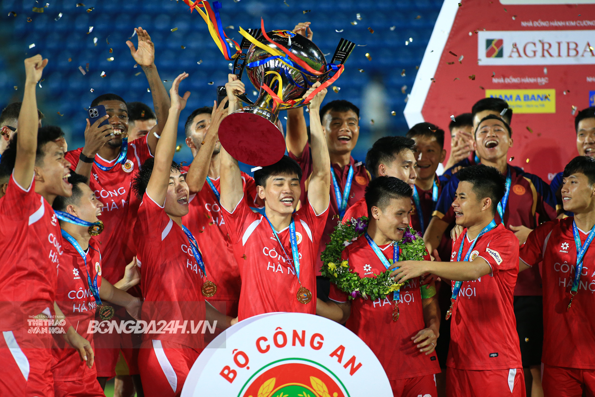 Siêu Cúp Quốc gia 20242025 Ngày CAHN chứng tỏ bản lĩnh 3