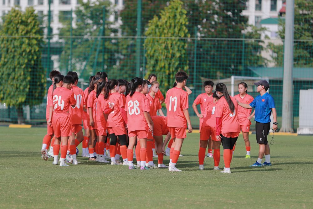 U16 nữ Việt Nam hướng đến giải Đông Nam Á U16 nu Viet Nam huong den giai dong Nam a